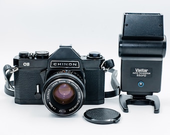 Excellent KODAK-CHINON cs SLR Camera, 55mm F1.7 lens, Vivitar External Flash, in genuine leather case. Like New!