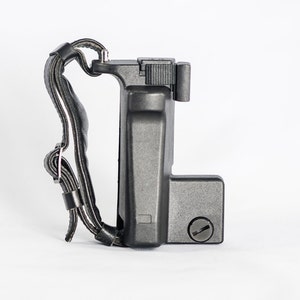Genuine Leica Hand Grip & Leather Strap for R4, R5, R6, RE Winders and Motor Drives