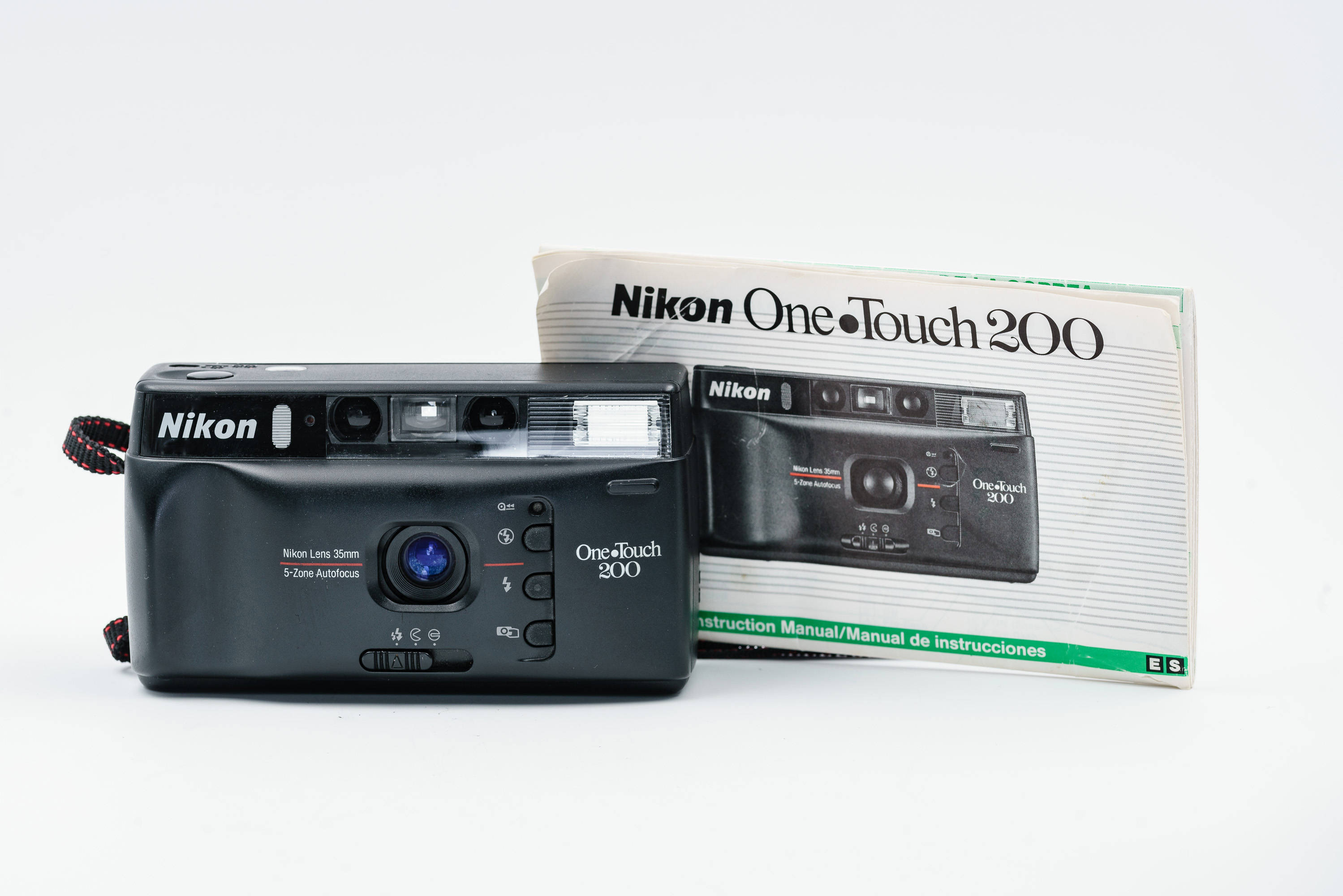 Nikon 200 Automatic 35mm Film Camera with Nikon 35mm f2.8 Lens