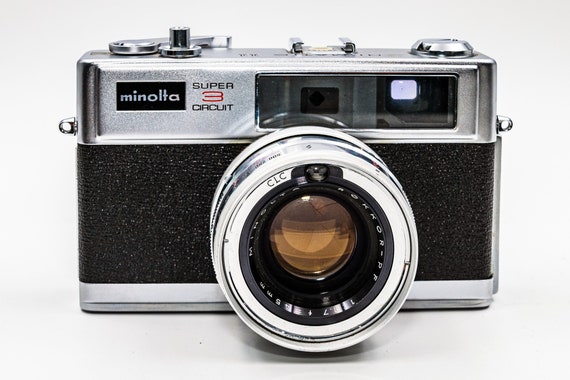 Minolta Hi-Matic 11 Rangefinder with Rokkor-PF 45mm f1.7 fast lens. In very good working condition!