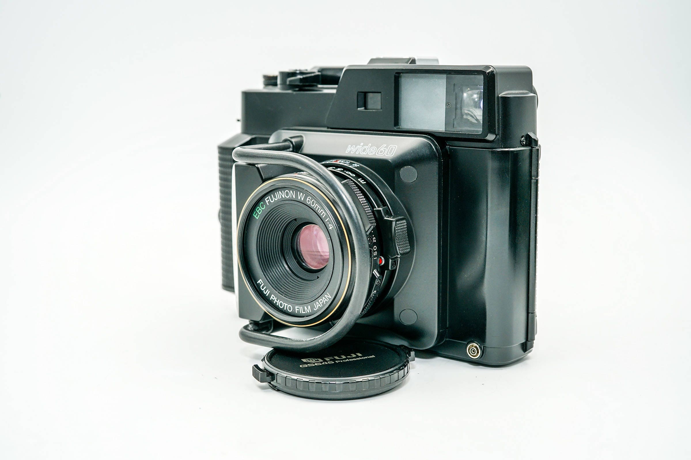 FUJI GS645S Professional Medium Format Camera. Like new, with original