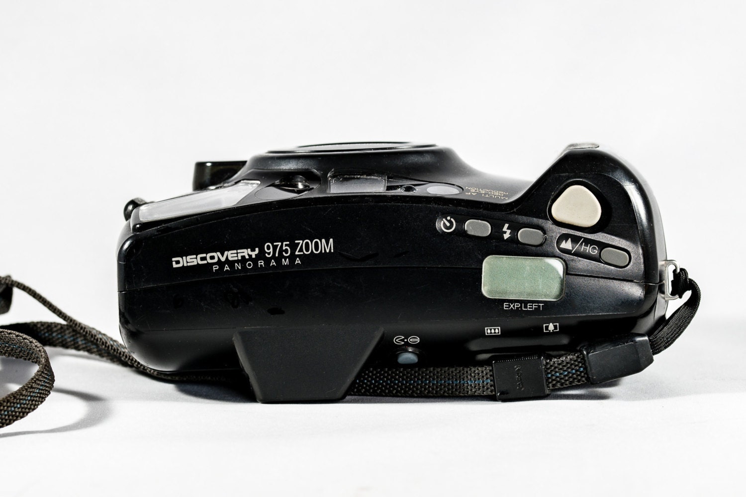 Fujifilm Discovery 975 Zoom Panorama PointandShoot 35mm Film Camera