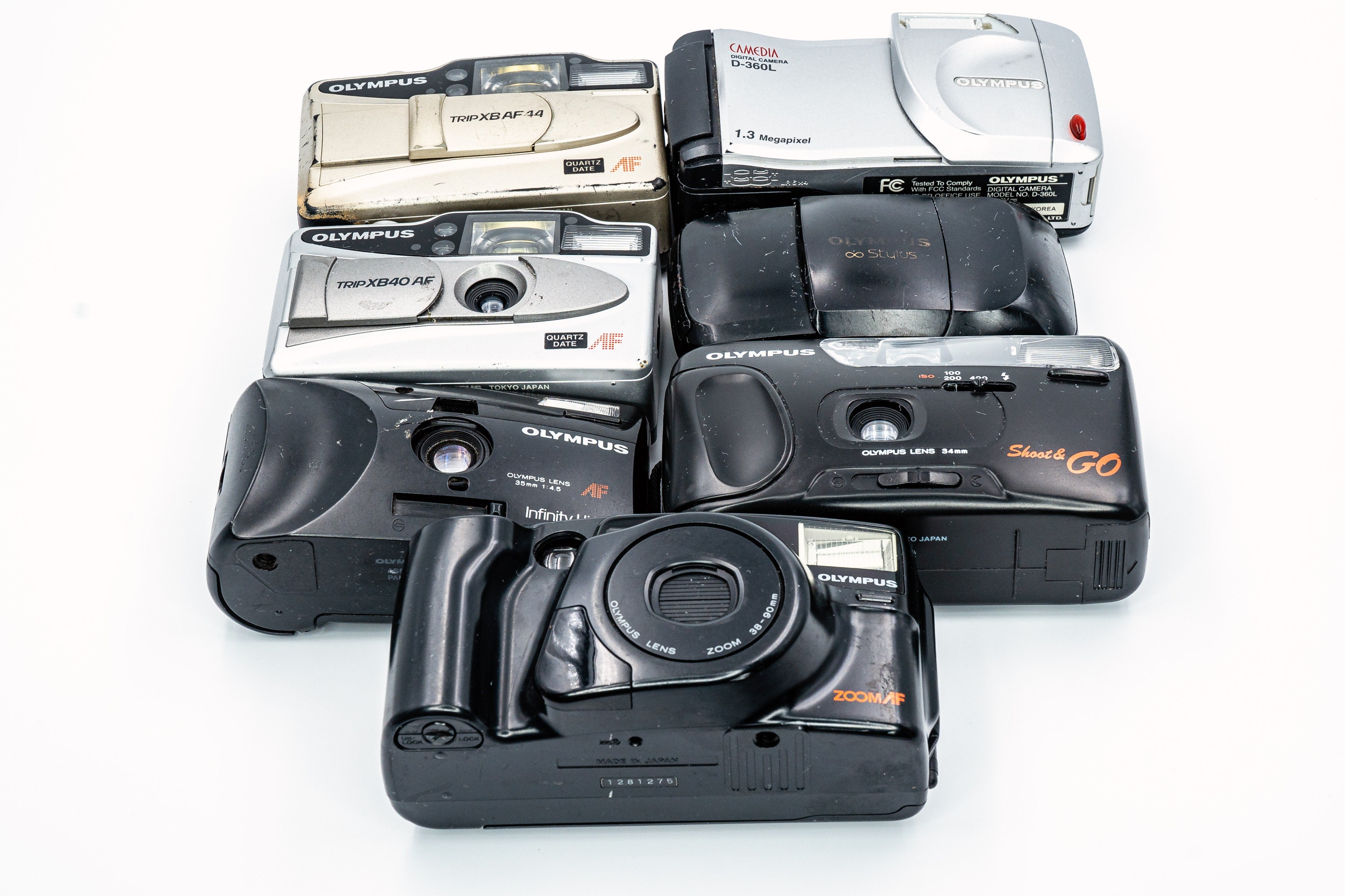 20 Various PointandShoot Vintage Cameras for Parts or Repair. No