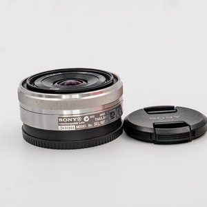 SONY 16mm F2.8 Lens for Sony APS-C Mirrorless cameras
