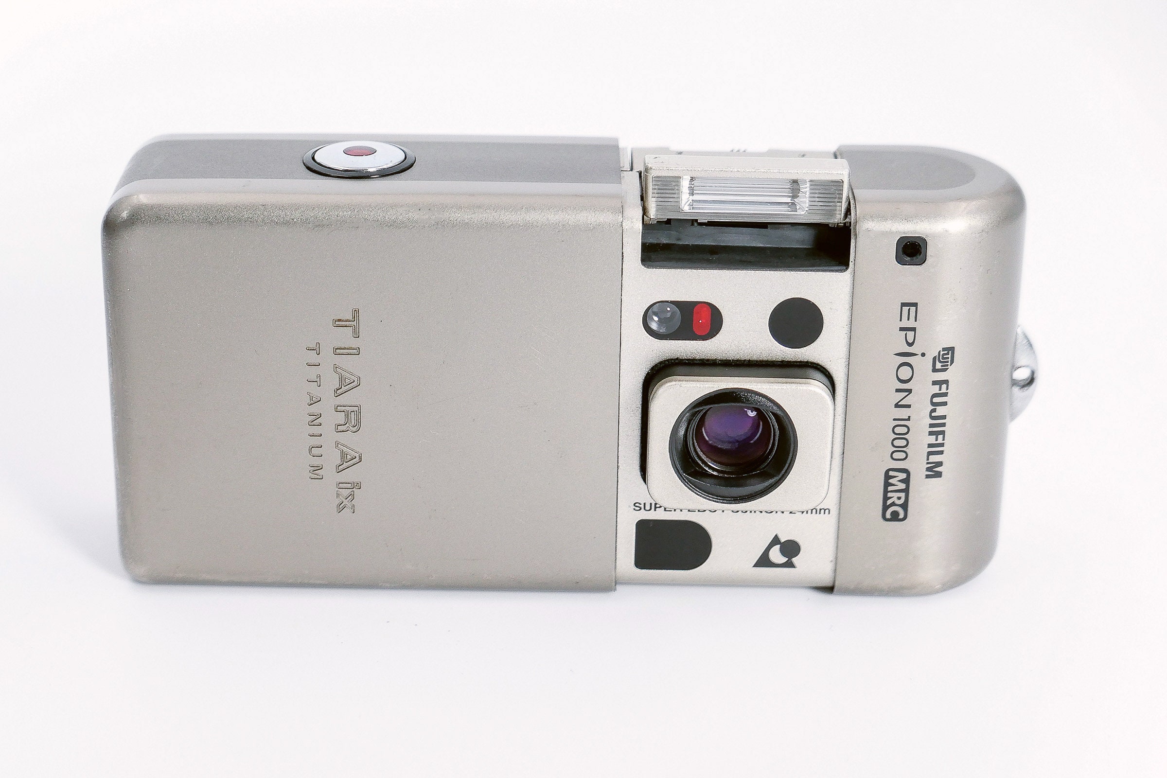 Super Slim Fujifilm Tiara ix 1010 MRC Titanium compact APS