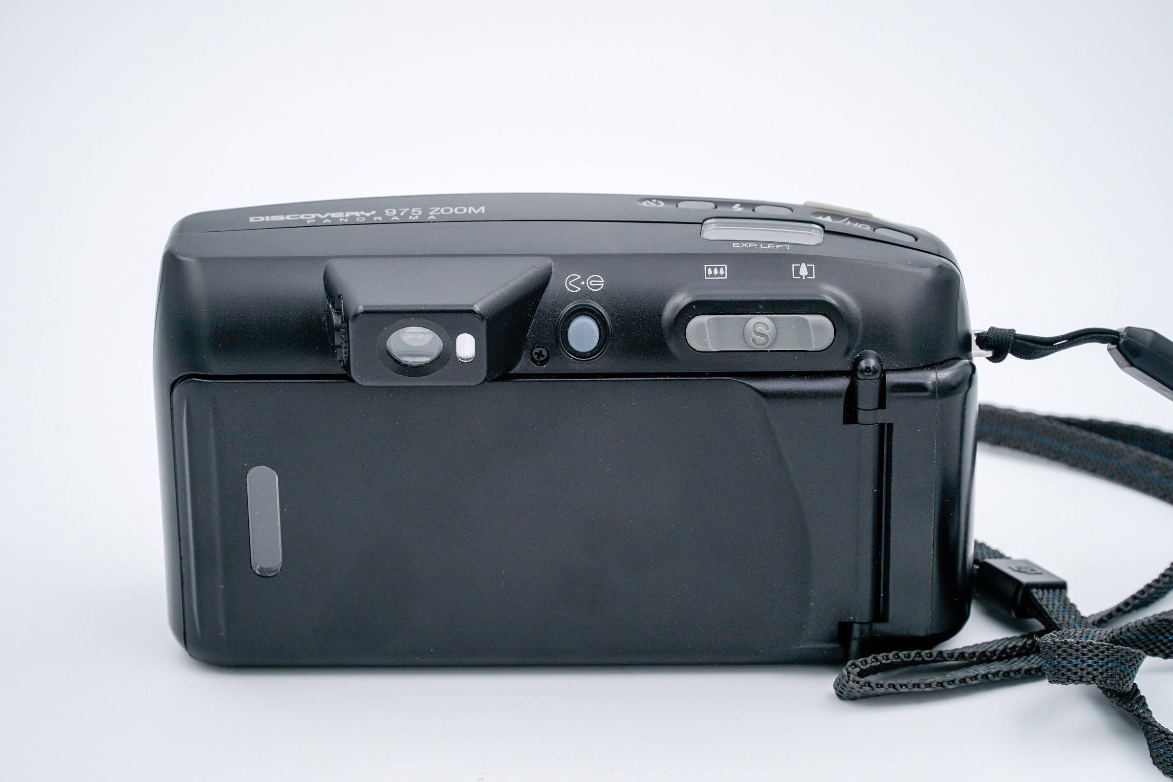 Fuji Discovery 975 PointandShoot 35mm Film Camera with 3580 Zoom
