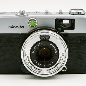 Minolta Hi-Matic C with Minolta Rokkor 40mm F/2.7 lens in Mint Condition!