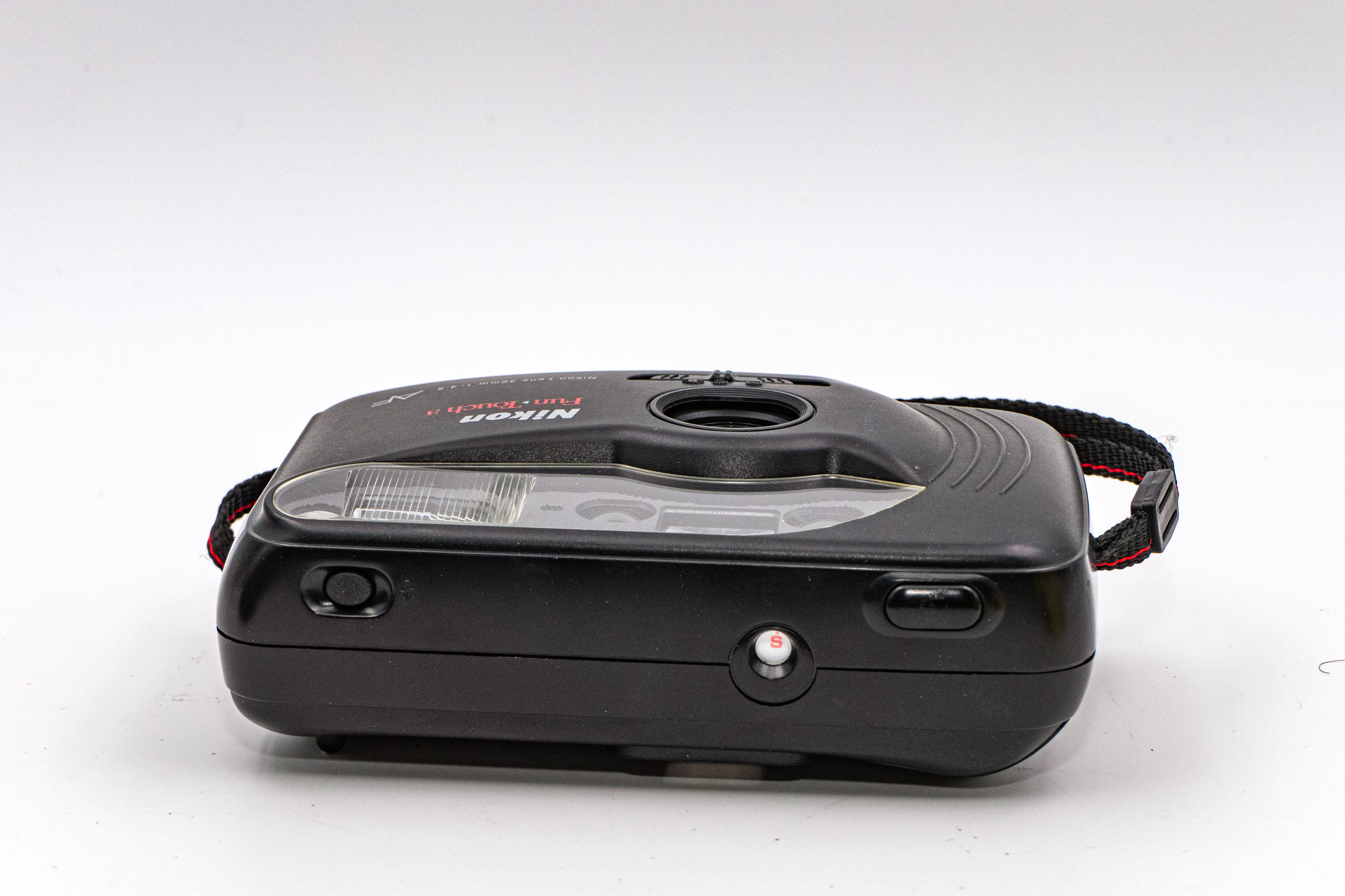 The Nikon Fun•Touch 3 Pointandshoot Camera with 32mm, f/4.5 Lens