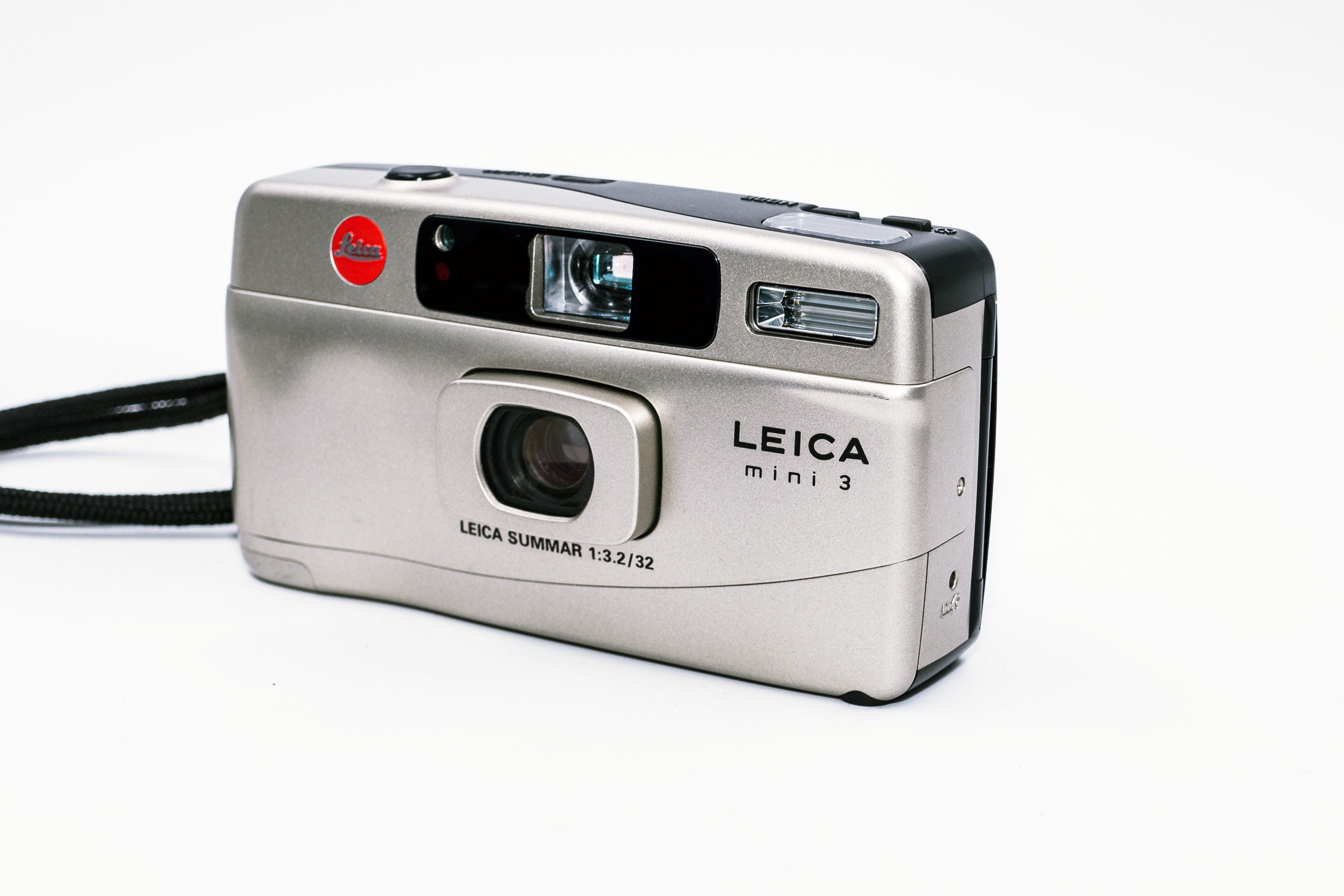 Very RARE Leica MINI 3 35mm Pointandshoot Camera. Unique Champagne