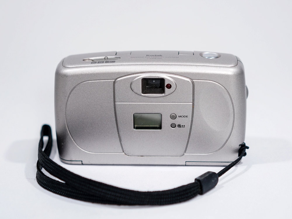 KODAK C400 Advantix APS PointandShoot Film Camera