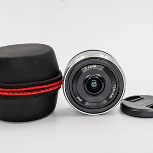 SONY 16mm F2.8 Lens for Sony APS-C Mirrorless cameras