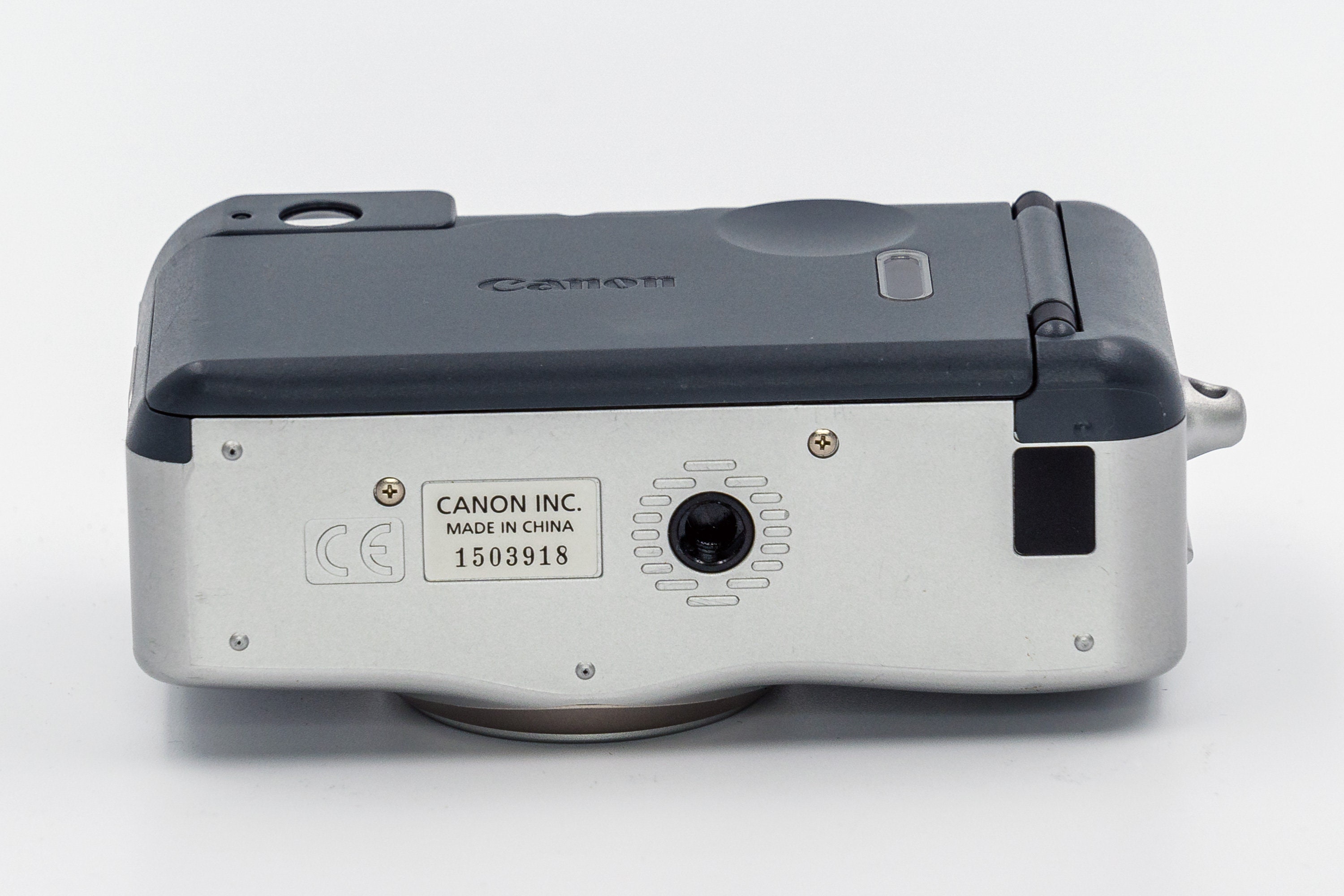 Canon Sure Shot 90u II 35mm PointandShoot Camera with Canon 3890mm