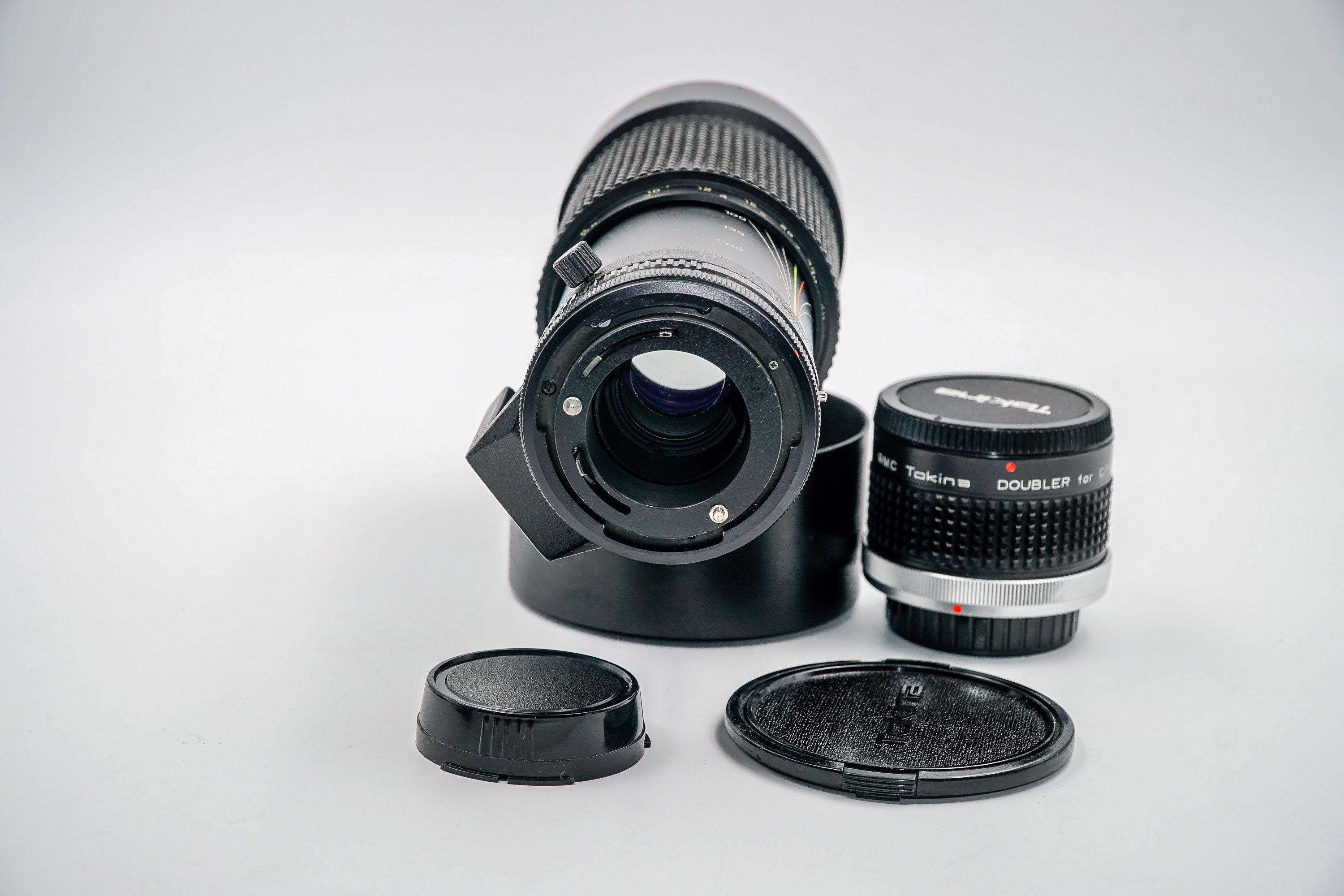 Tokina 100300mm ATX with constant f4 aperture lens, Canon FD Mount