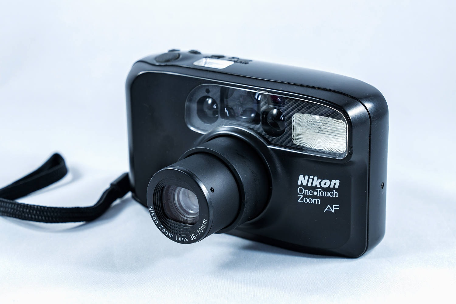 Nikon OneTouch Zoom QD AF 35mm Film Camera with Nikon Zoom 38-70 Lens