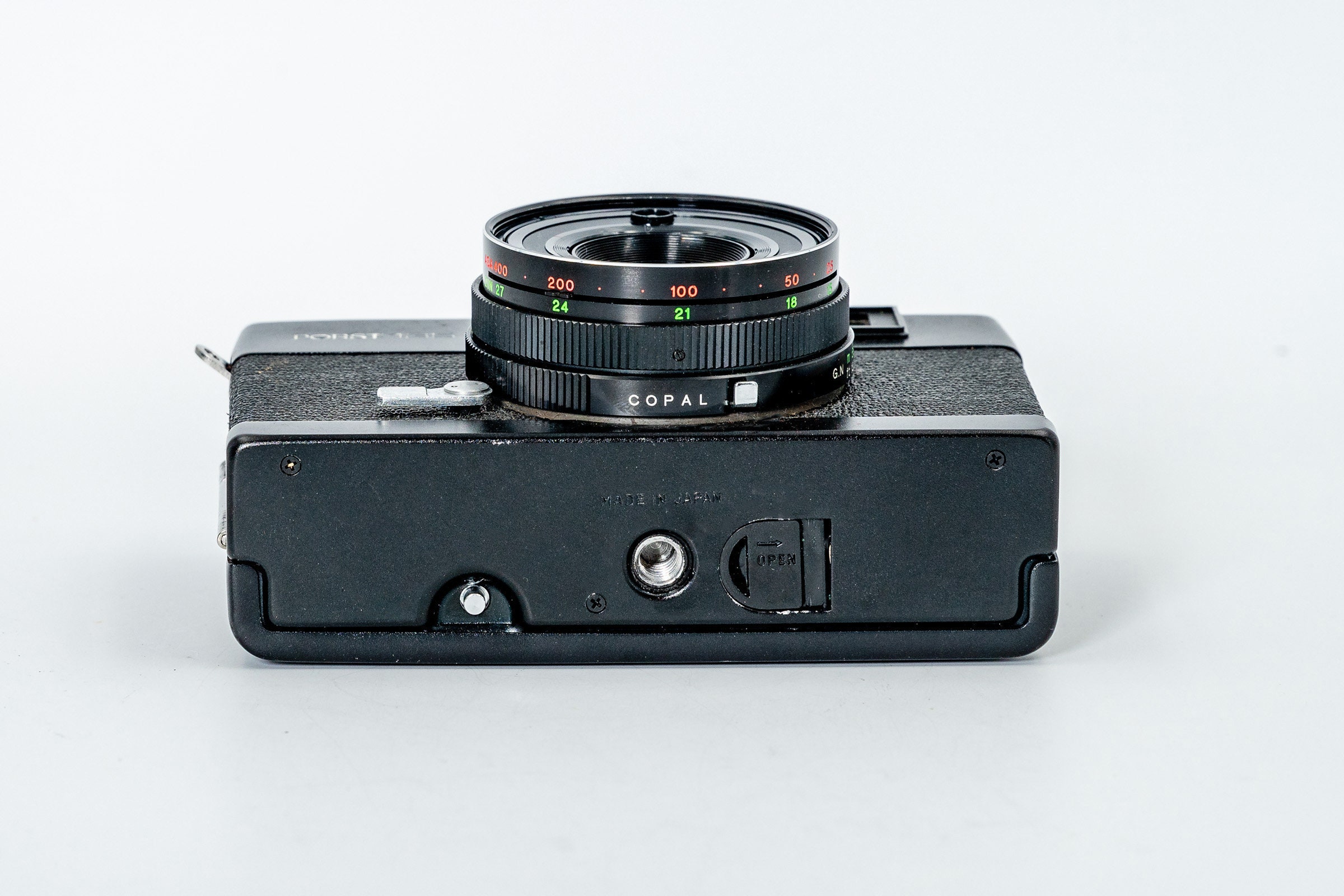 PORST 135S Rangefinder camera made by Cosina (Voigtlander). Light