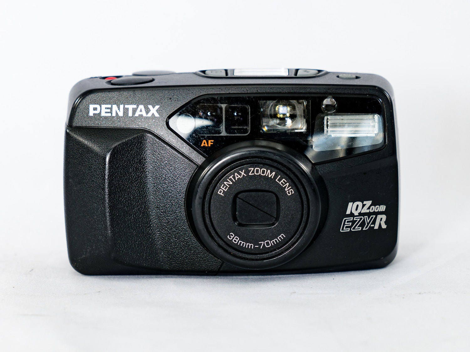 PENTAX IQZoom EZYR PointandShoot 35mm Film Camera with 3870 Power