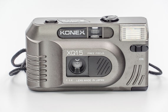 KONEX XQ15 Lomo style 35mm photo camera with fixed autofocus.