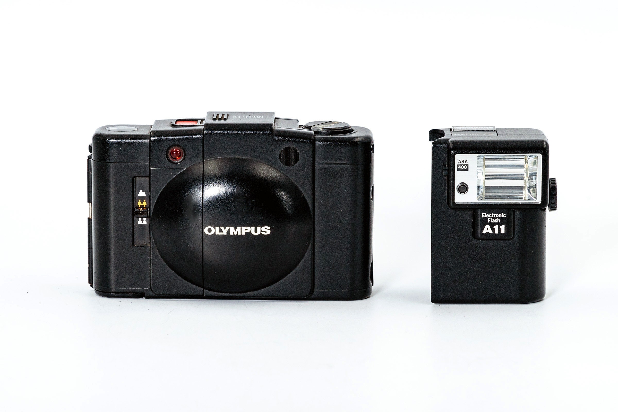 The OlympusXA2 Super Compact Rangefinder with excellent DZuiko 35mm