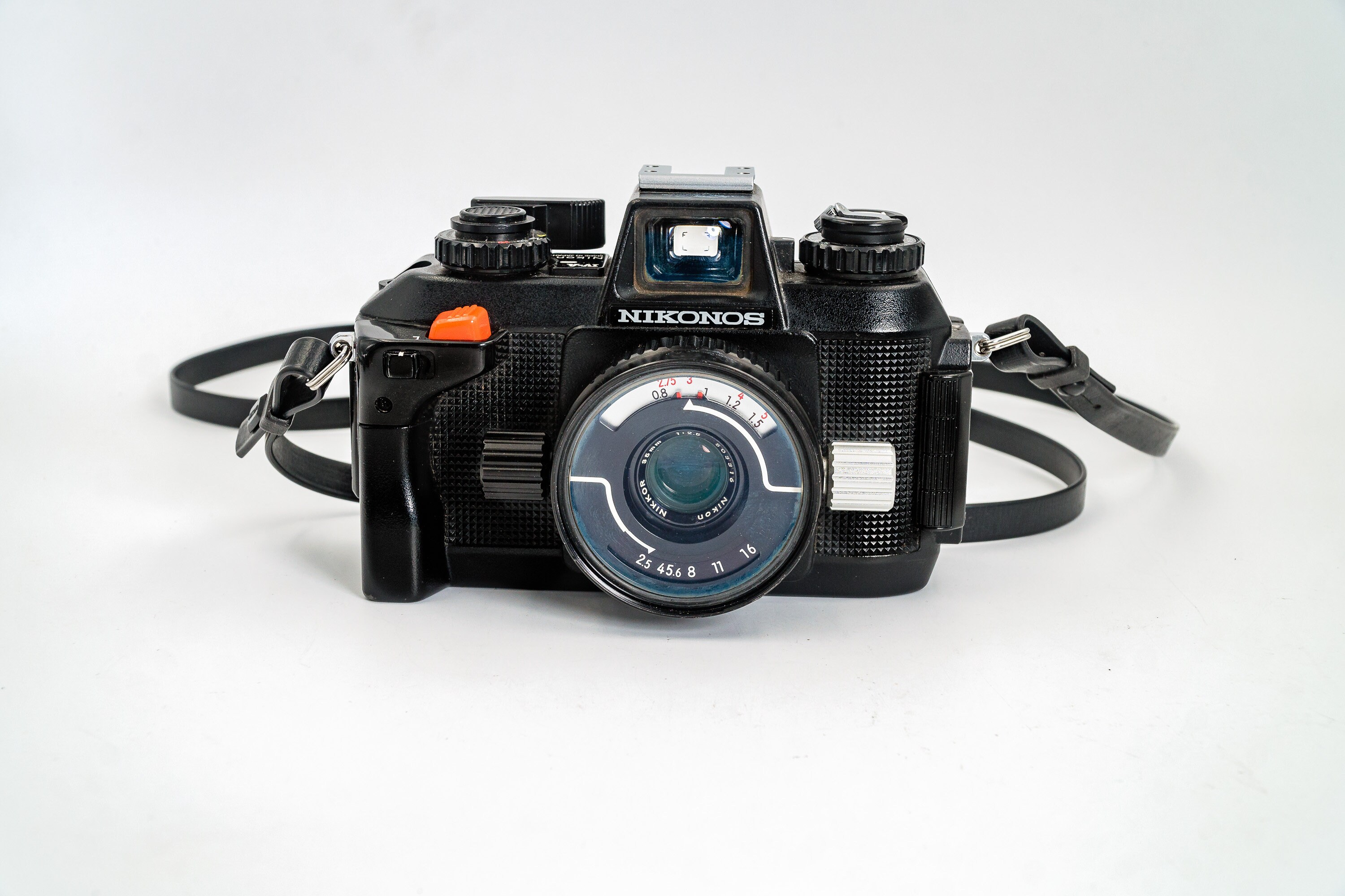 NIKONOS IVA Underwater Film Camera with WNikkor 35mm F/2