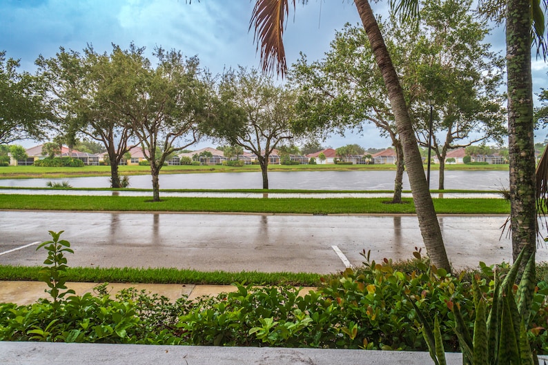 This photo was taken with this particular 16mm Sony Lens