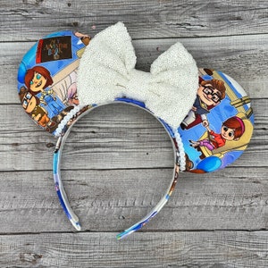 Up Couple Mouse Ears - Carl, Ellie, Kevin, Adventure is out there, Dug, Russel, , Balloons, , Minnie, Mouse