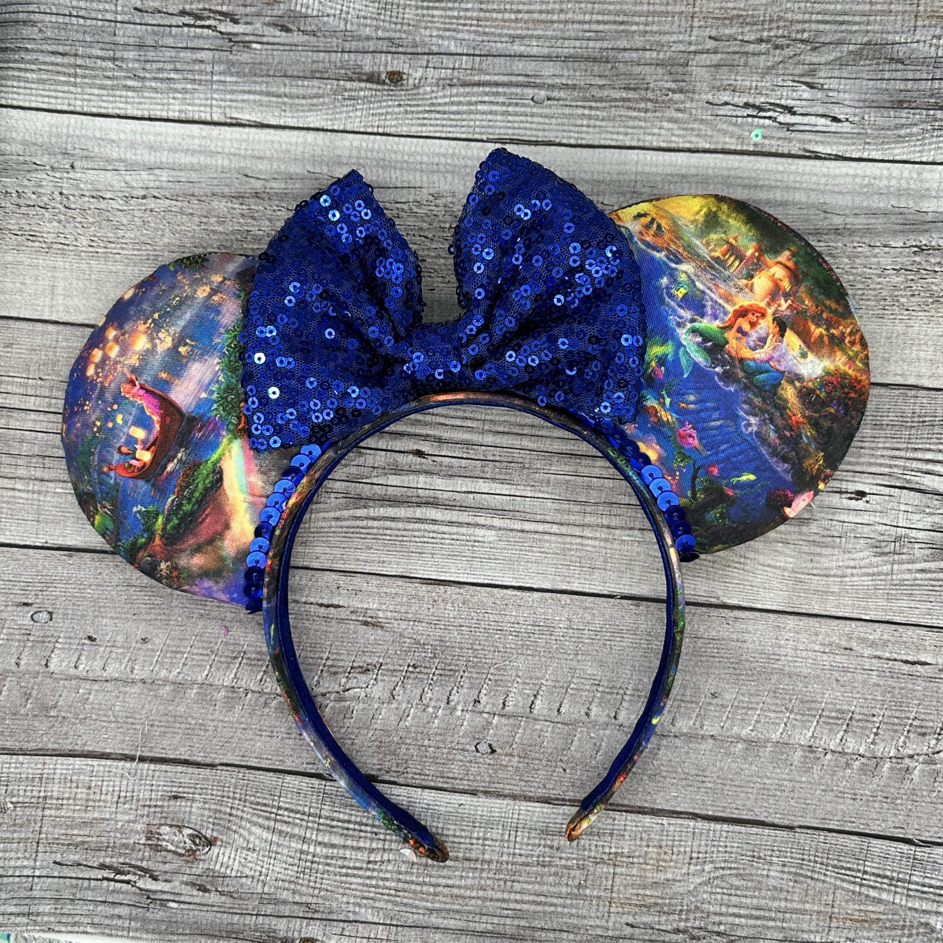 Disney Patchwork Minnie Mouse Ears Headband Amazon.com: Loungefly Minnie Mouse Rocks the Dots Classic  main image 4