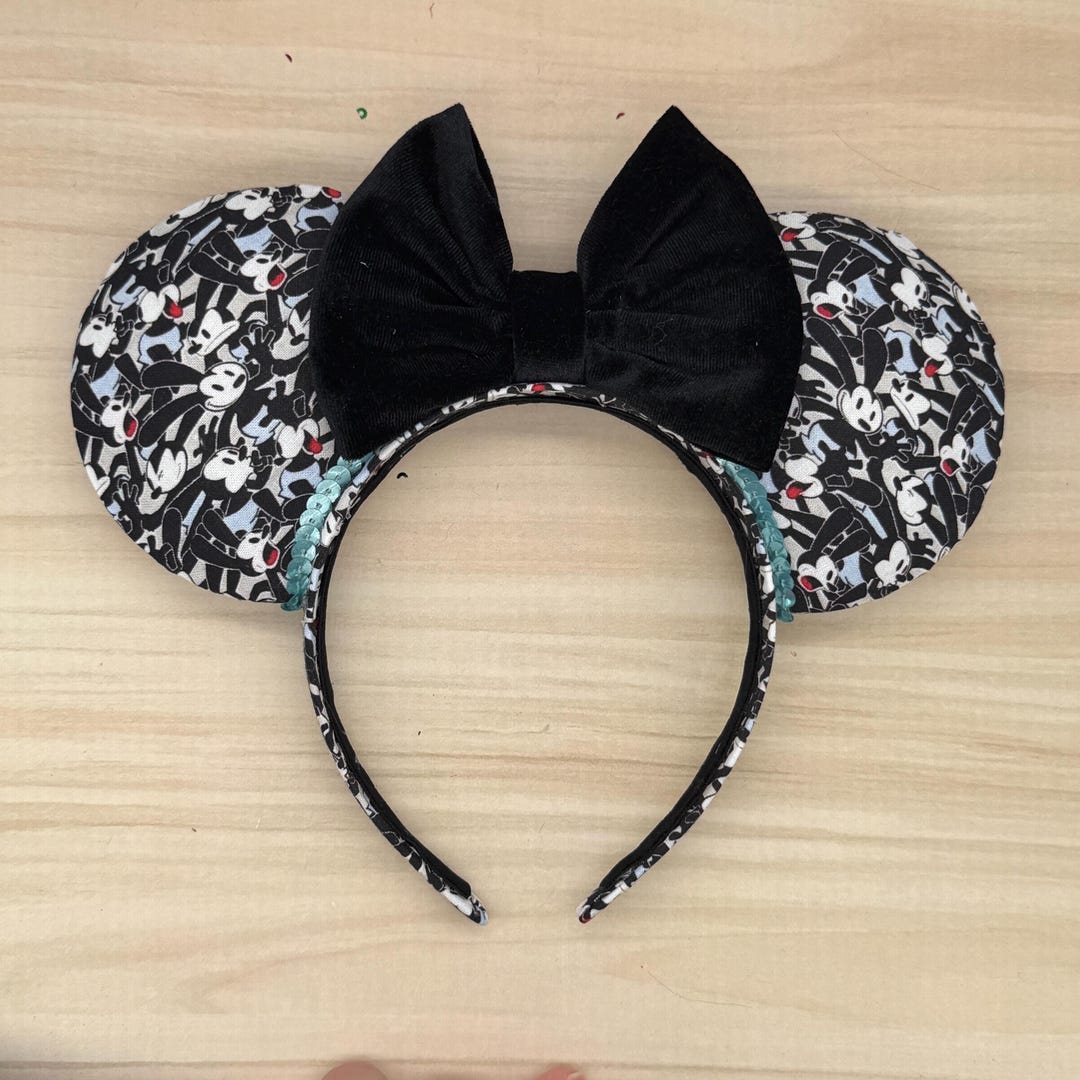 ディズニー オズワルド ランヤード ピン il_1080xN.7589364258_f8uq.jpg