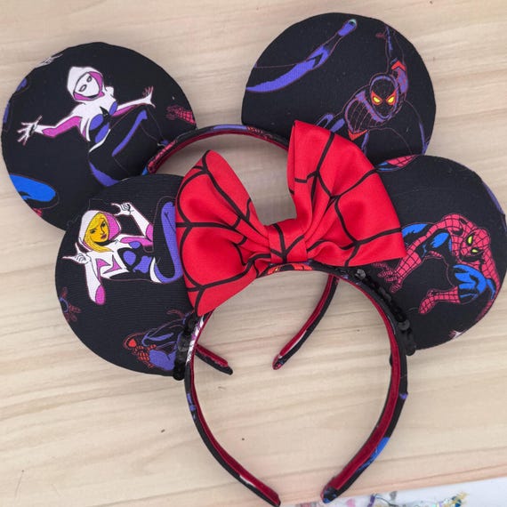 Intro the Verse Spiderman Mouse Ears - Gwen Ghost Spiderman  display picture 3