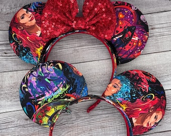 Rise of Red Mouse Ears - Disney Channel, Jay, Evie, villains, Halloween, Mal, Chloe, Queen of Hearts, Ulliana, Revenge, Teen