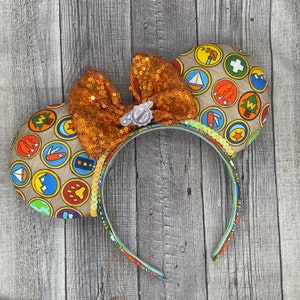 Wilderness explorer badge Mouse Ears - Carl, Ellie, Kevin, Adventure is out there, Dug, Russel, , Balloons, , Minnie, Mouse, up