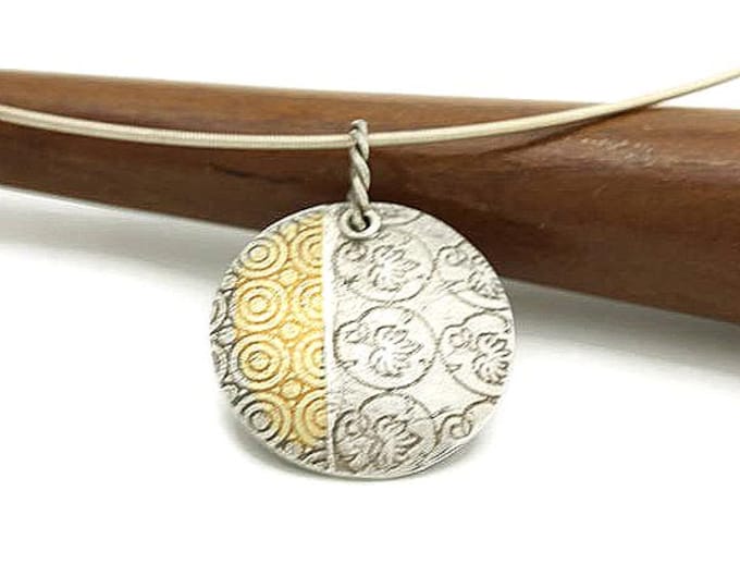 Ivy Floral and Circles Pendant Necklace Reversible