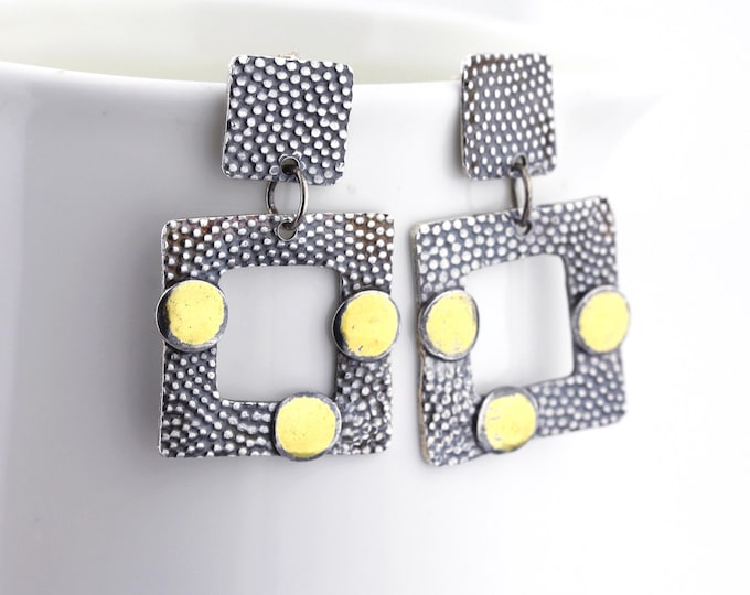 Geometric Squares in Silver with Circles of Gold