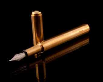 Pluma estilográfica de bolsillo MiliM, latón