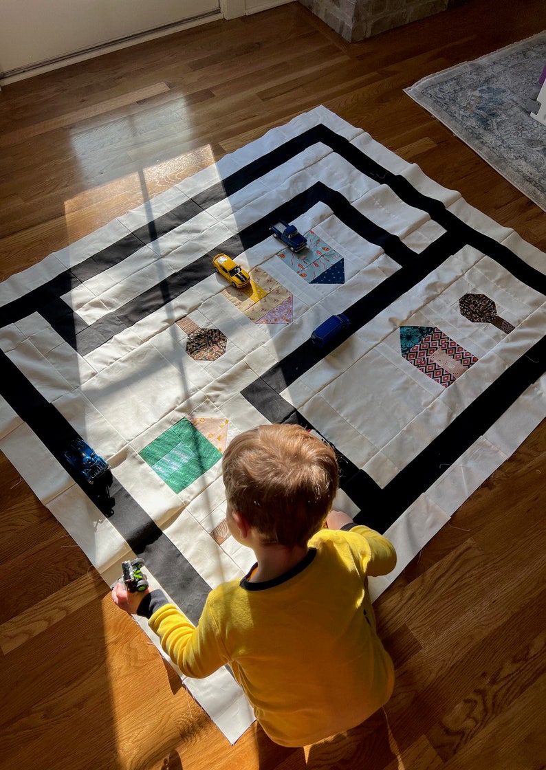 Endless Road Quilt Pattern, Endless Road playmat quilt, Kids Play mat, Play mat pattern, Toddler Quilt, image 5