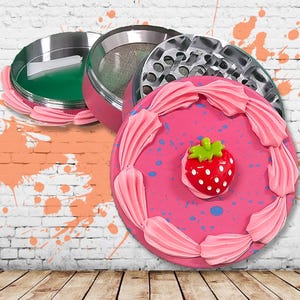 Cute Pink Herb Grinder, Birthday Party Supplies, Girly Strawberry Cake Grinders, Gift For Her, Cool Grinder With Catcher, Girls Night Gift