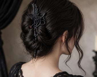 Gothic Raven Hair Stick, Black Raven Hair Pin with Red Rose, Witchy Hair Accessory, Victorian Goth Ren Faire Jewelry, Crow Hairpin, Hair Pin