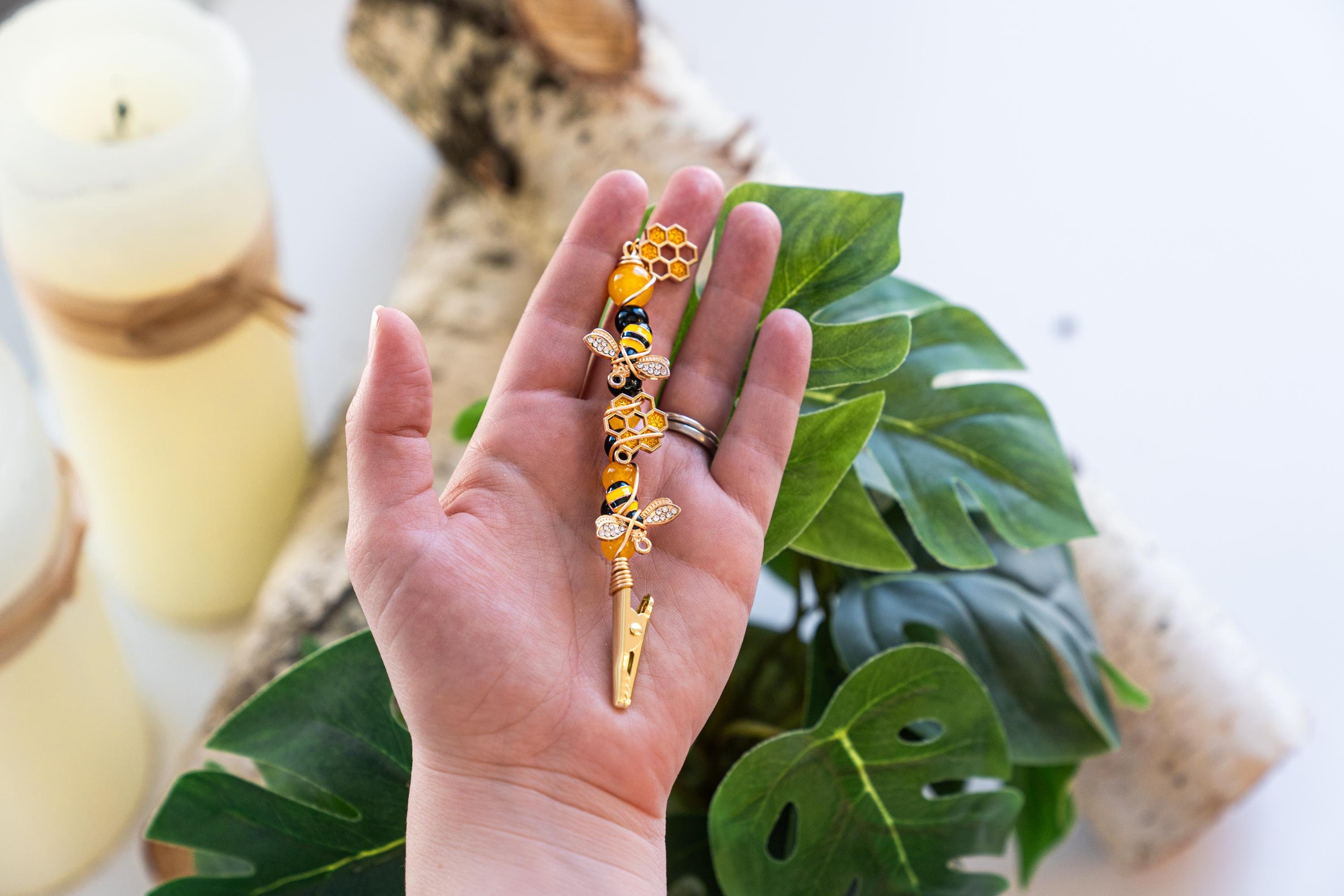 Honey Bee Crystal Wand Clip, Summer Style Gift, Smoking Accessories, Credit Card Clip, Cigarette Holder, Multi Use Clips, Gift |4.5"