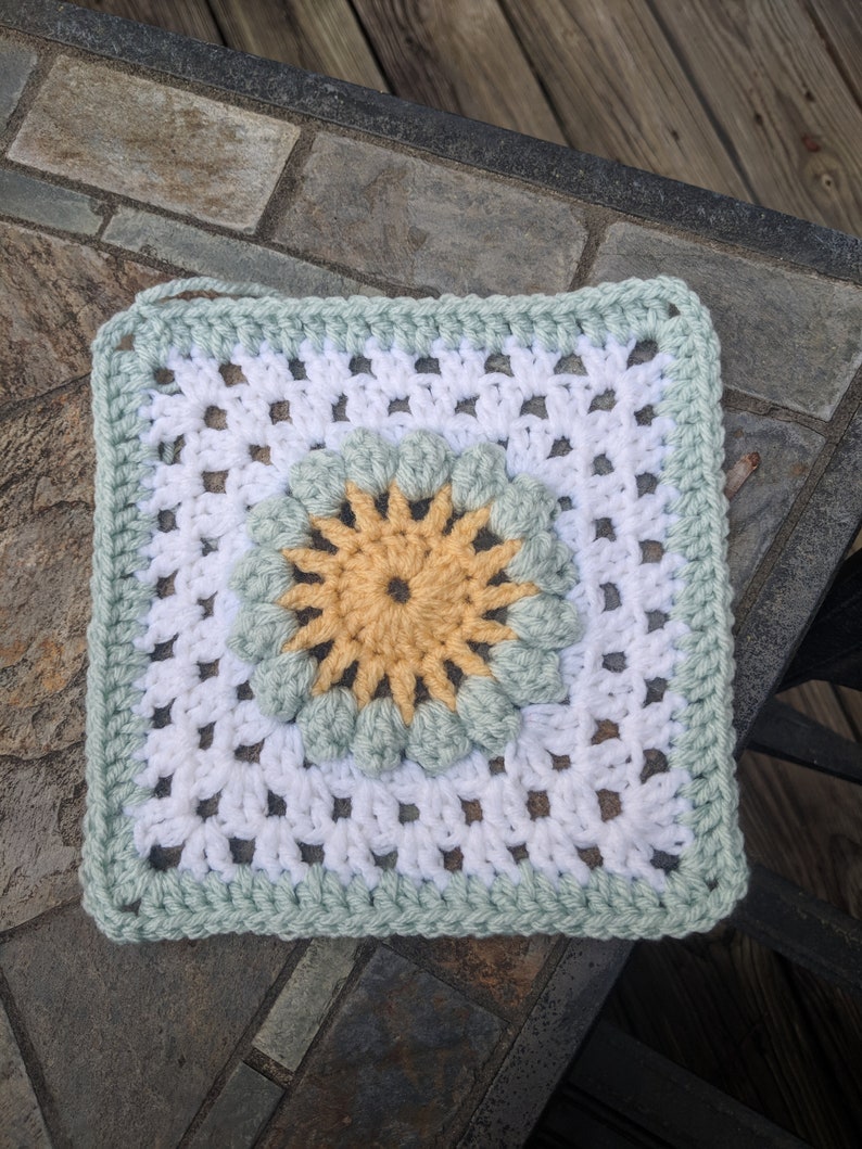 Video Tutorials Crochet Flower Square Pattern image 1