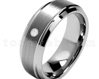メンズ ホワイト ダイヤモンド ソリティア 結婚指輪、4 月誕生石リング、8 mm ブラッシュ センター ベベル シャイニー エッジ タングステン カーバイド リング TS1622