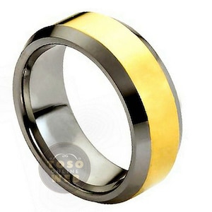 Men&#39;s 8mm 2-Tone Wedding Band, Yellow Gold Plated Center High Polished Beveled Edge, Comfort Fit Tungsten Carbide Anniversary Ring TS0242