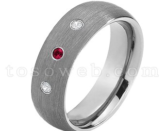Vigselring för män med rubin och diamant, ring med födelsesten i juli, 8 mm kupolformad borstad ring med mittrör och skuren kant i volframkarbid TS0692