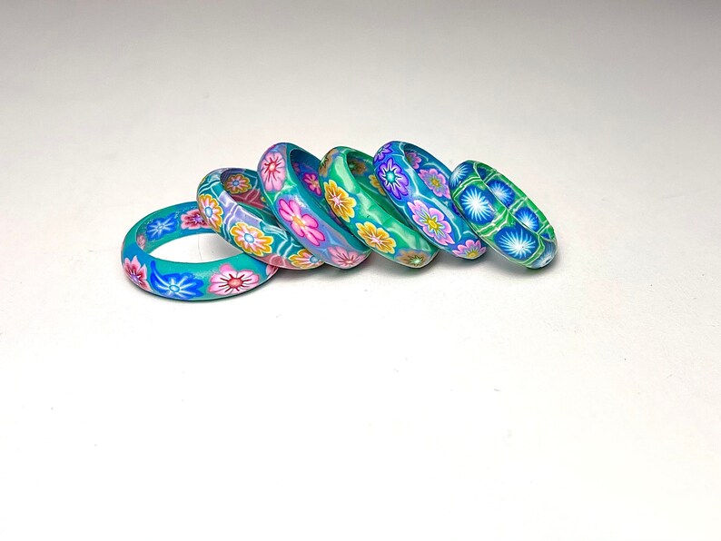 Vintage Polymer Clay Green-tone Banded Floral Patterned Rings