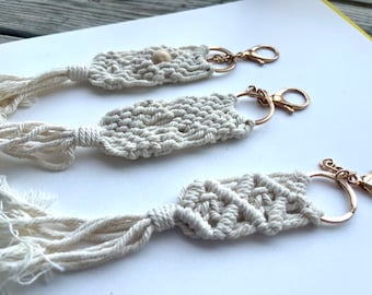 ビーズタッセルキーホルダー - Etsy 日本