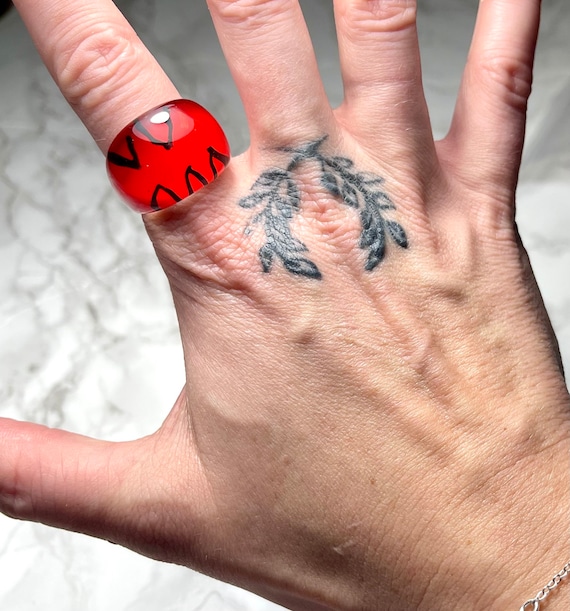 Vintage Lucite Triangular Patterned Rings - image 2