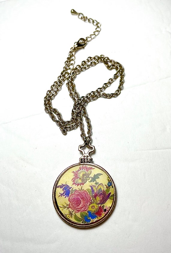 【アウトレット☆送料無料】 Vintage Necklace Pendant Circle Patterned Floral 1970s ネックレス・ペンダント