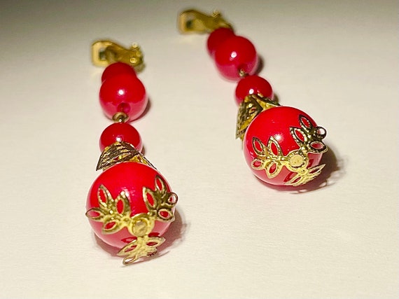 Vintage Clip-on Red Beaded Drop Earrings - image 6