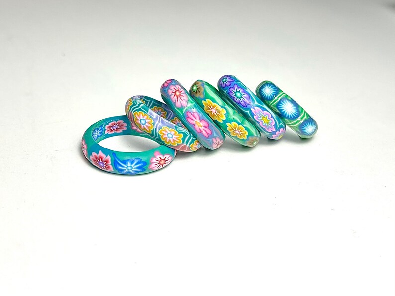Vintage Polymer Clay Green-tone Banded Floral Patterned Rings
