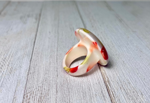 Large Circular Thick Plastic Statement Rings With… - image 10