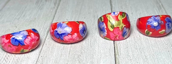 Red-tone Retro Floral Patterned Thick Plastic Sta… - image 2