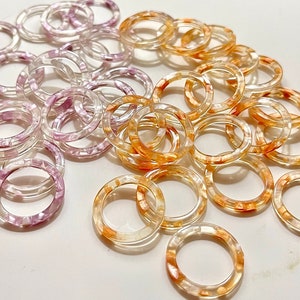 Lavender or Orange Lucite Flat Plastic Resin Patterned Band Rings